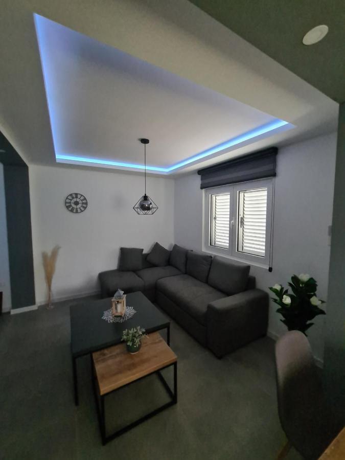 Apartment Nikcevic Tivat Exterior foto